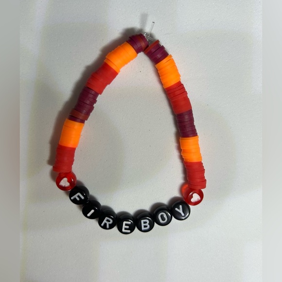 Fireboy (Elemental) Heishi Bracelet - Picture 5 of 9